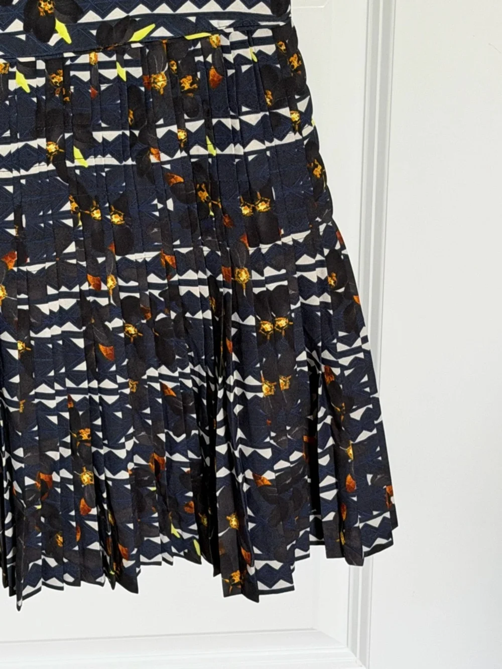 NEW J. Crew Pleated Lattice Hidden Floral A-line Mini Skirt Size 00 - 54856